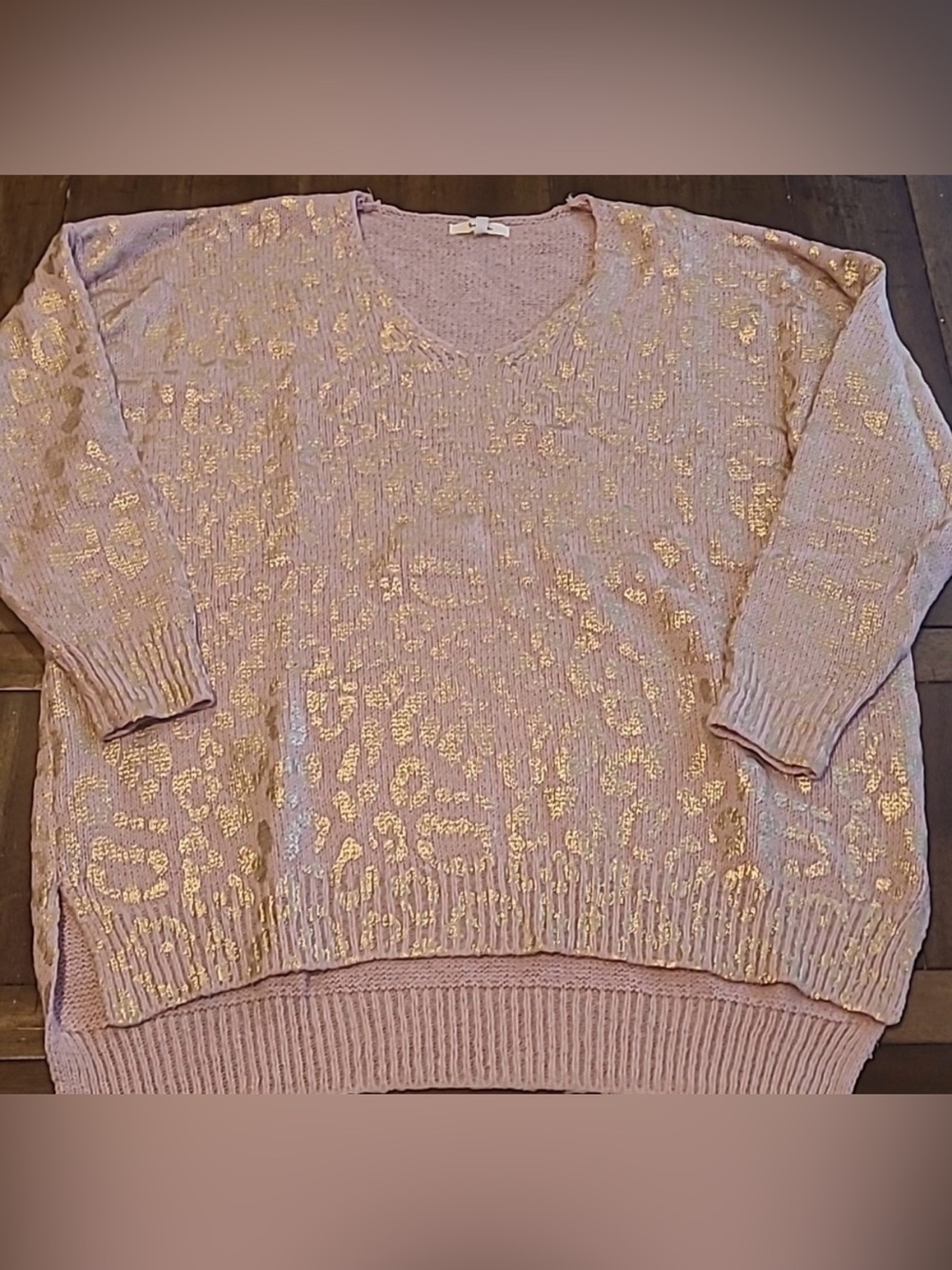 Blush Pink V-Neck Sweater with Gold Leopard Accents - oversized!!!